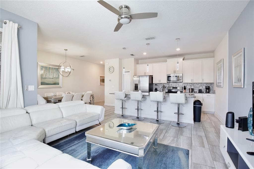 4887 ROMEO CIRCLE photo 9