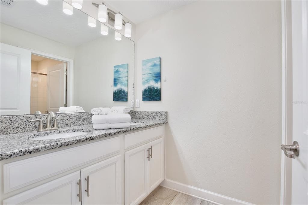 4887 ROMEO CIRCLE photo 21