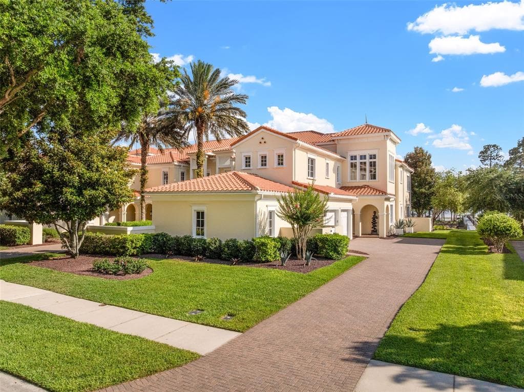 10355 KENSINGTON SHORE DRIVE I-102 photo 1
