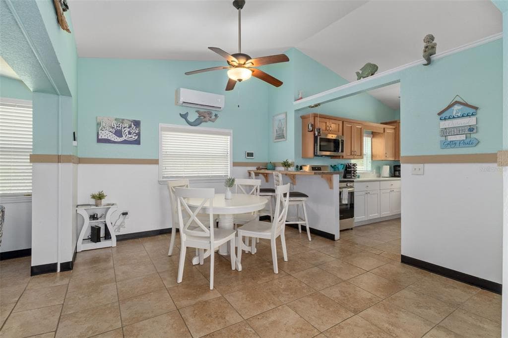 6245 WAVERLY ROAD photo 3