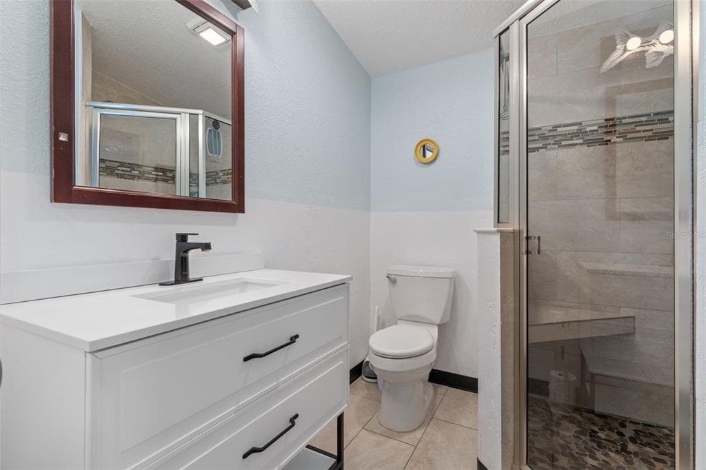 6245 WAVERLY ROAD photo 15