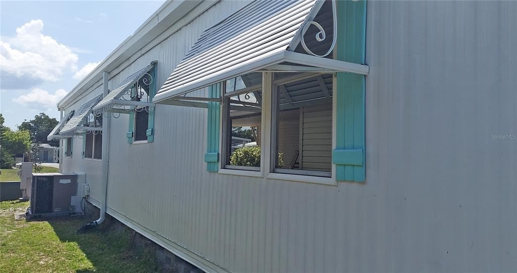 132 BERMUDA WAY photo 5