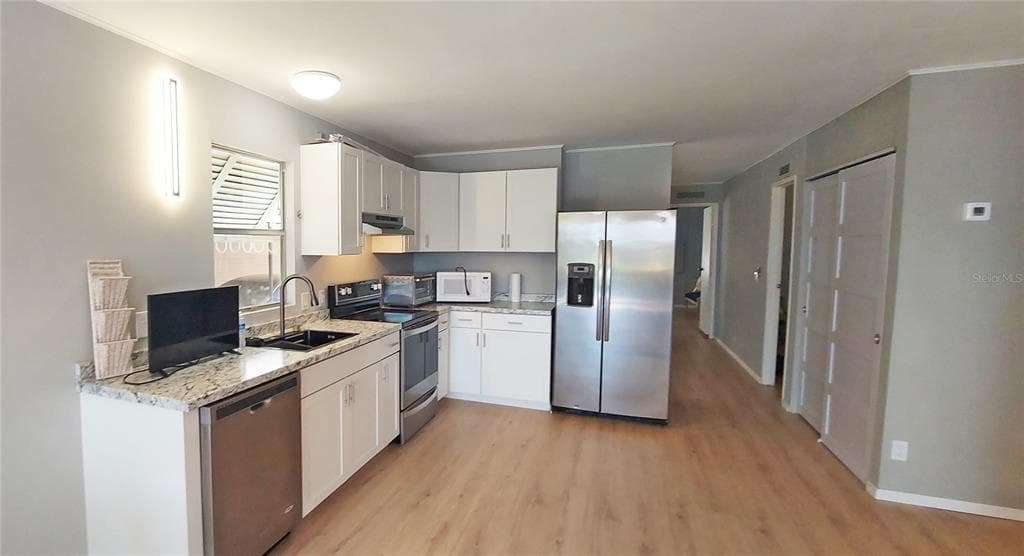132 BERMUDA WAY photo 10