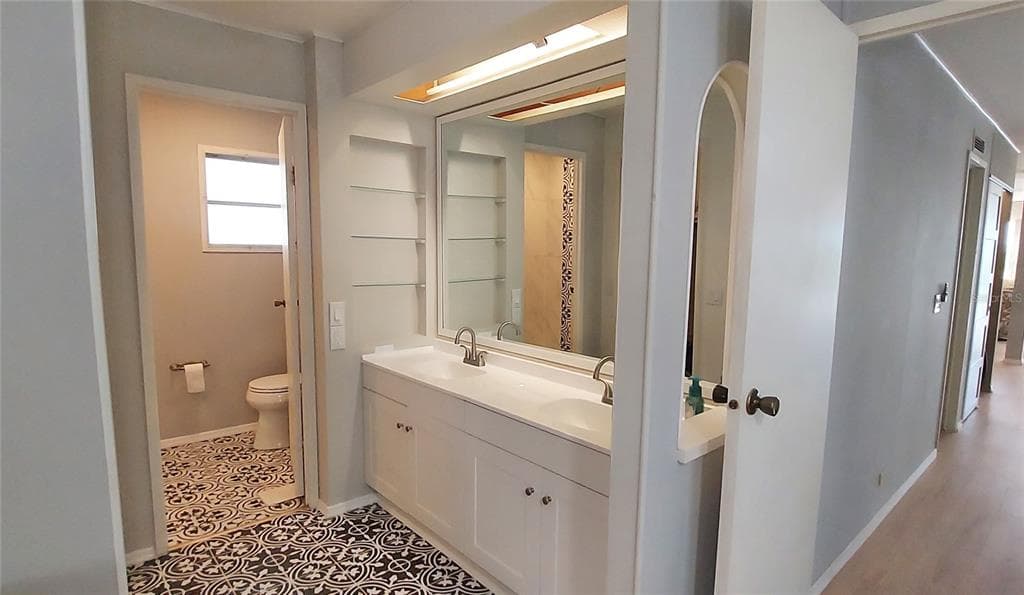 132 BERMUDA WAY photo 21