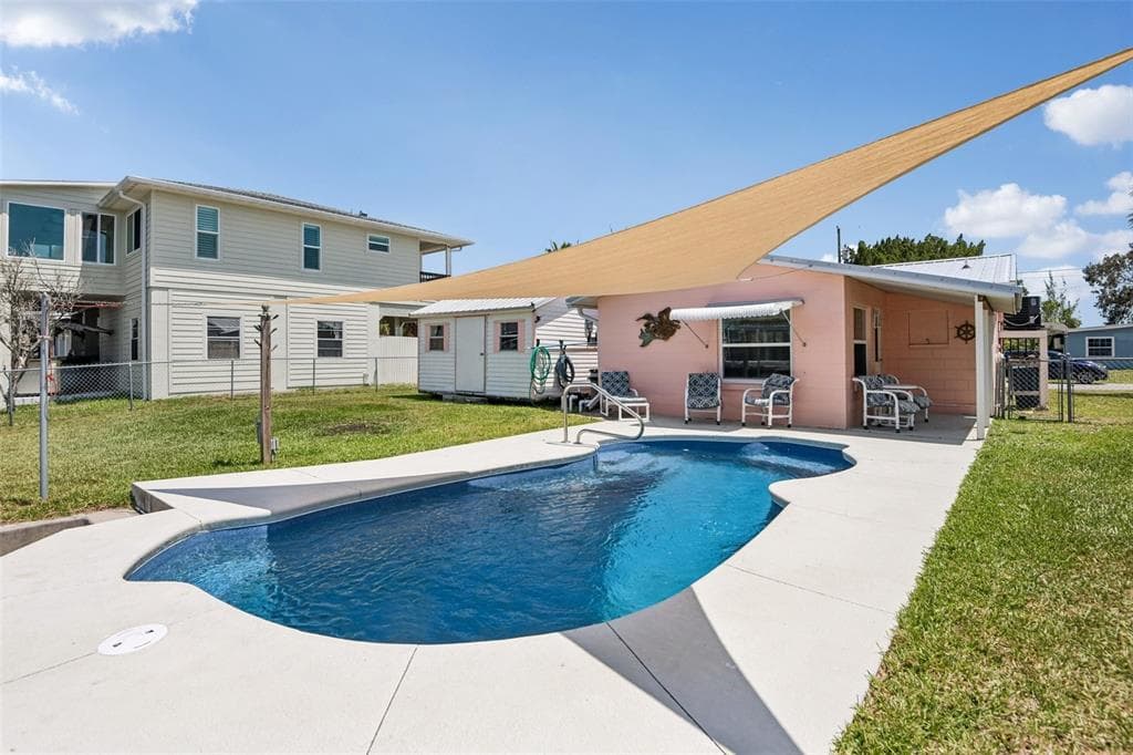 3303 MINNOW CREEK DRIVE photo 2