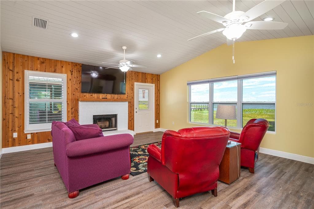 10742 W BEACH PARKWAY photo 12