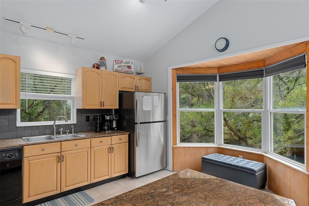 2272 S TODD POINT photo 9