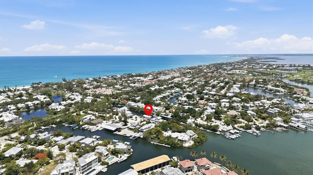 171 DAMFIWILL STREET photo 2