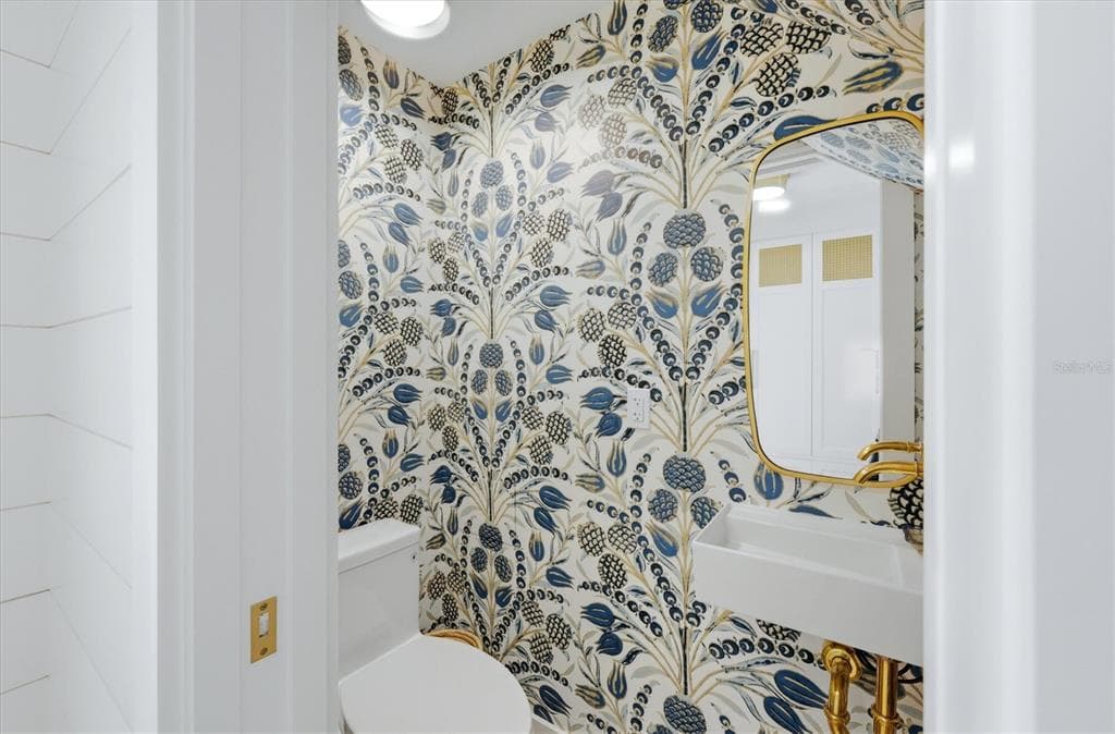 171 DAMFIWILL STREET photo 19