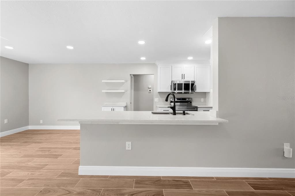 901 24TH AVENUE W photo 22