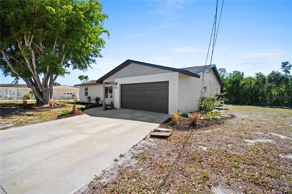 901 24TH AVENUE W photo 8
