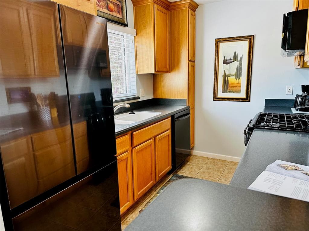 1101 VICTORIA DRIVE 7 photo 15
