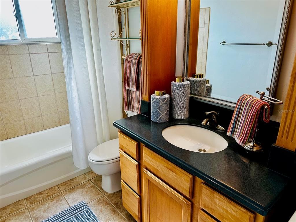 1101 VICTORIA DRIVE 7 photo 19