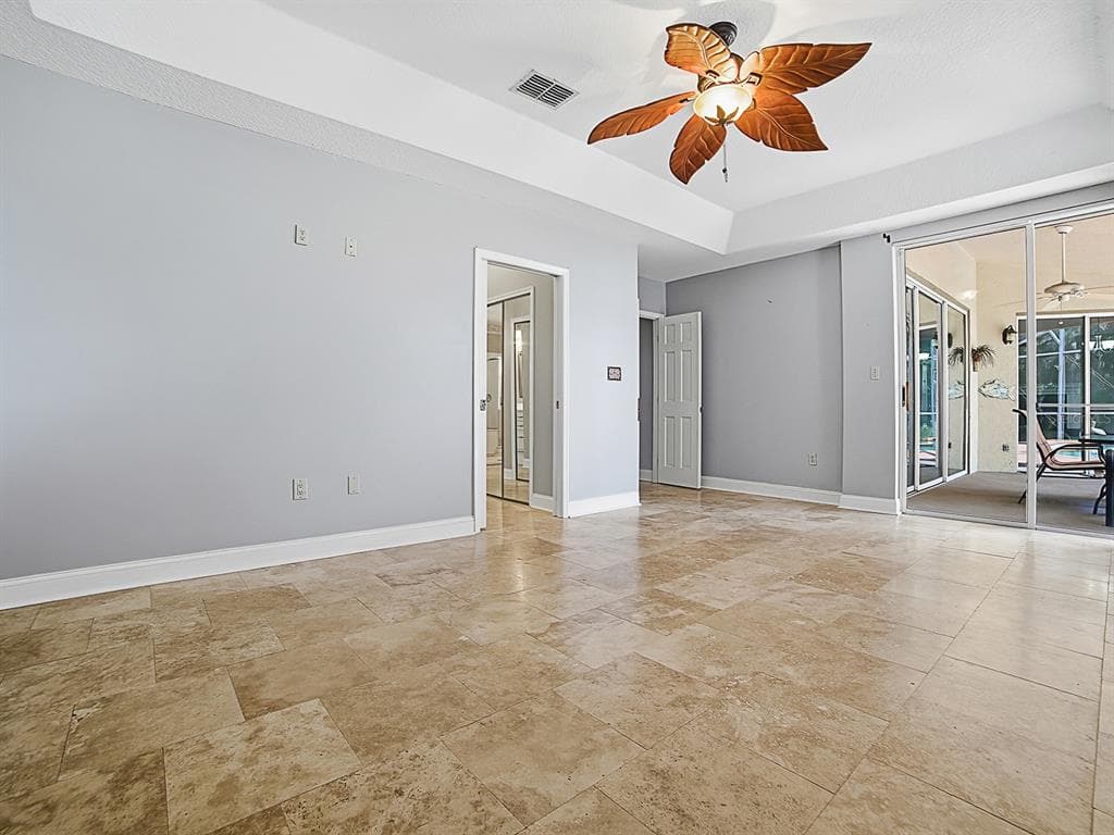 1031 MELLATHON CIRCLE photo 25