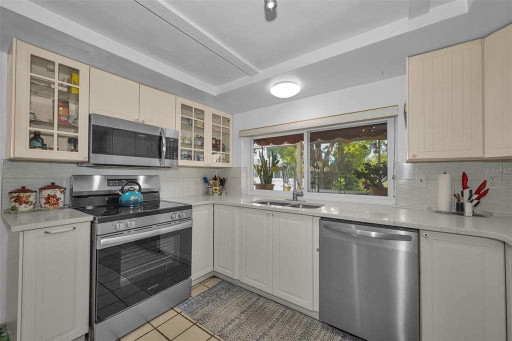 3325 HONEYMOON LANE photo 2