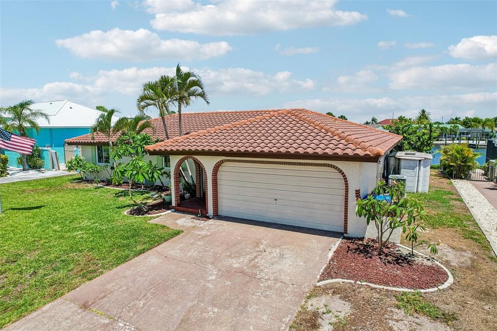 801 FLAMINGO DRIVE photo 6