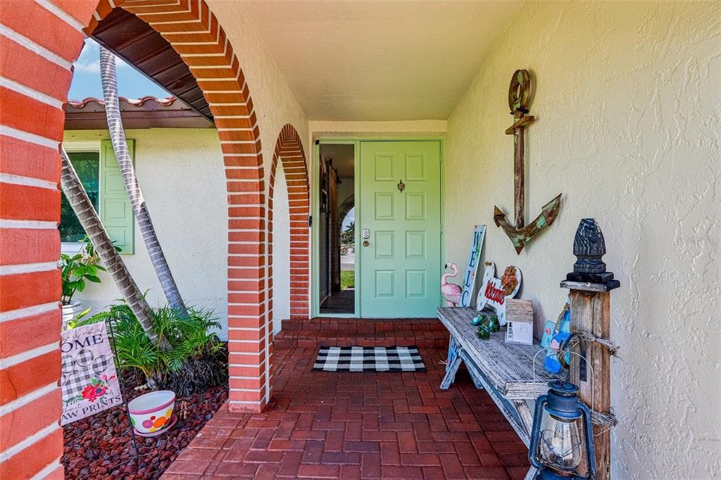 801 FLAMINGO DRIVE photo 8