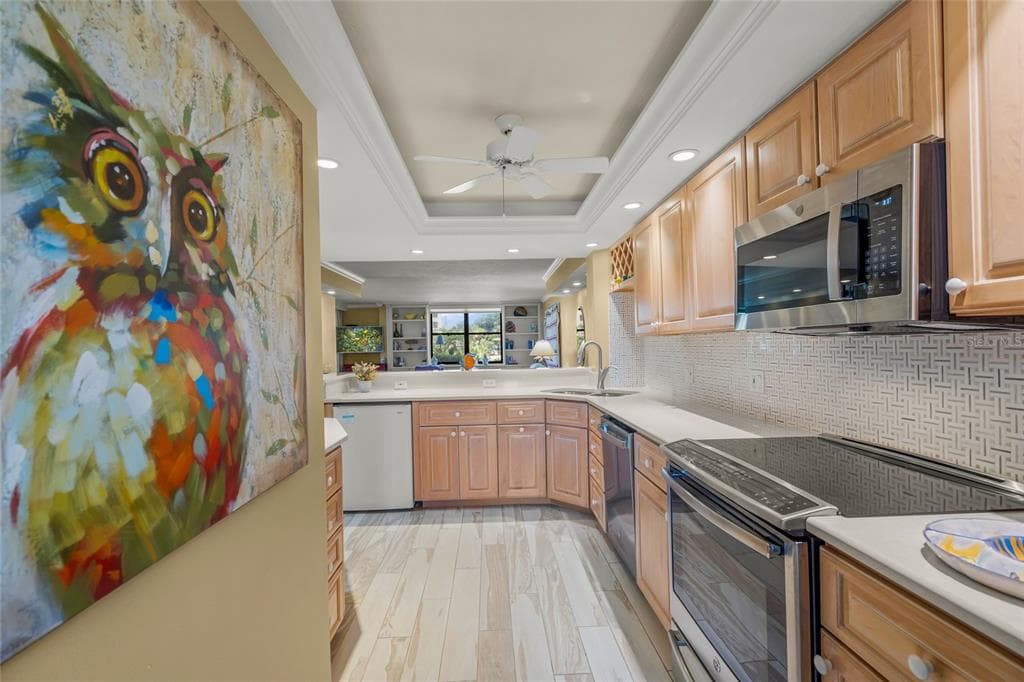5780 MIDNIGHT PASS ROAD B105 photo 17