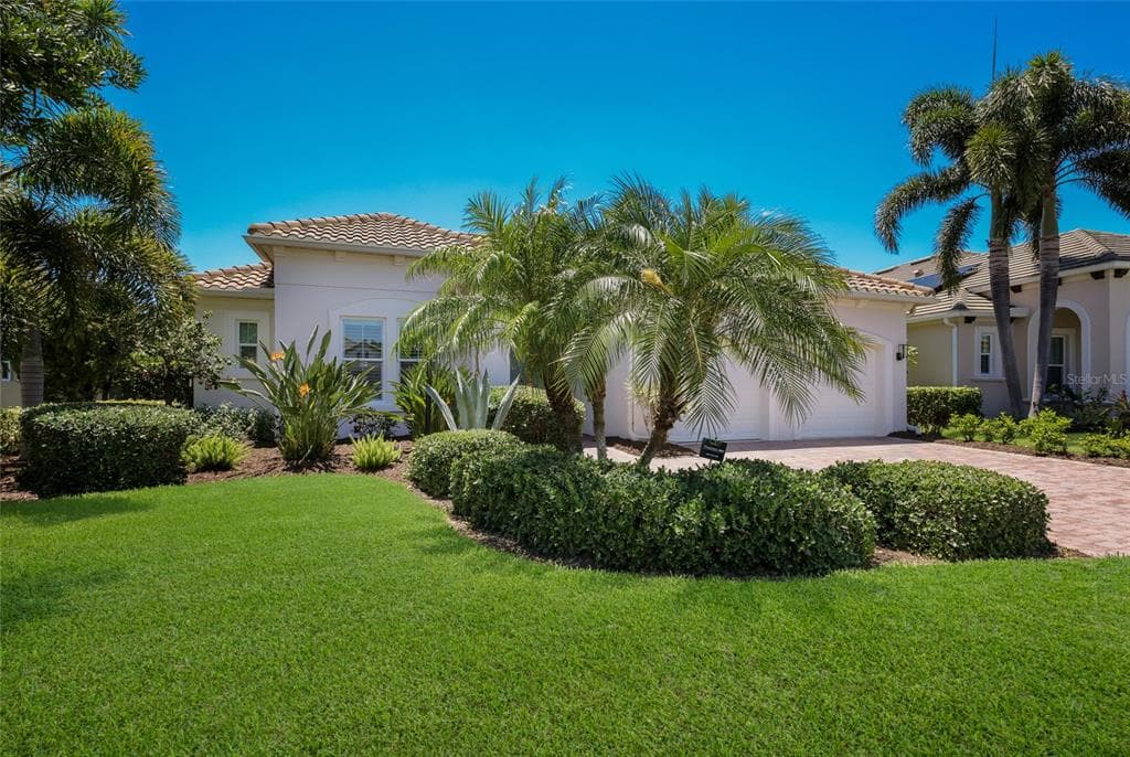 4821 ROYAL DORNOCH CIRCLE photo 3