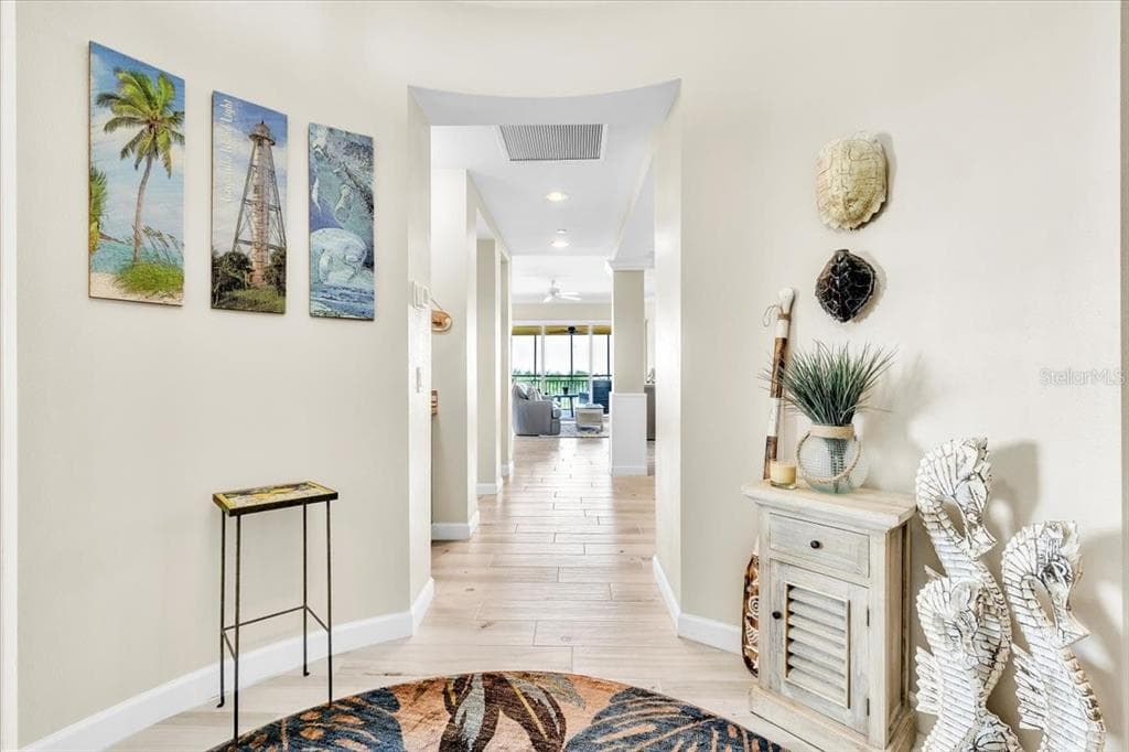 8560 AMBERJACK CIRCLE 301 photo 6