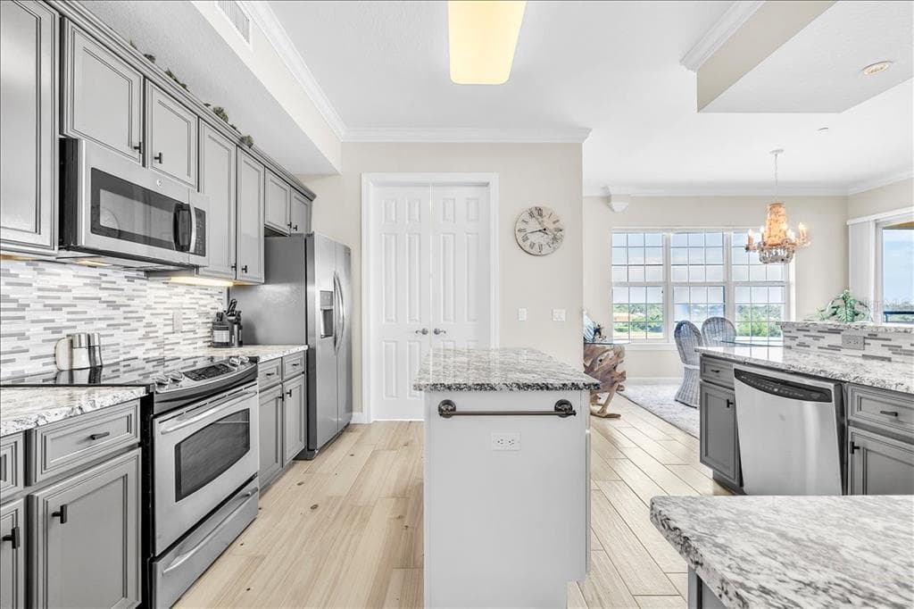 8560 AMBERJACK CIRCLE 301 photo 15