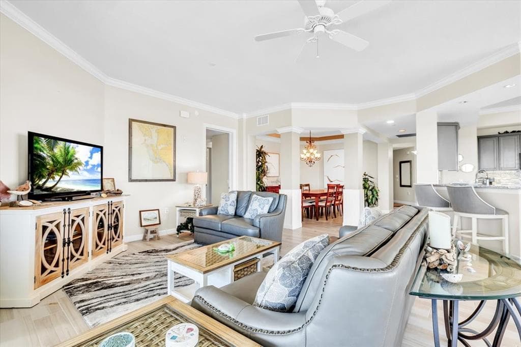 8560 AMBERJACK CIRCLE 301 photo 11