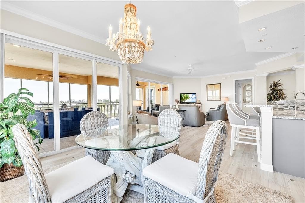 8560 AMBERJACK CIRCLE 301 photo 21