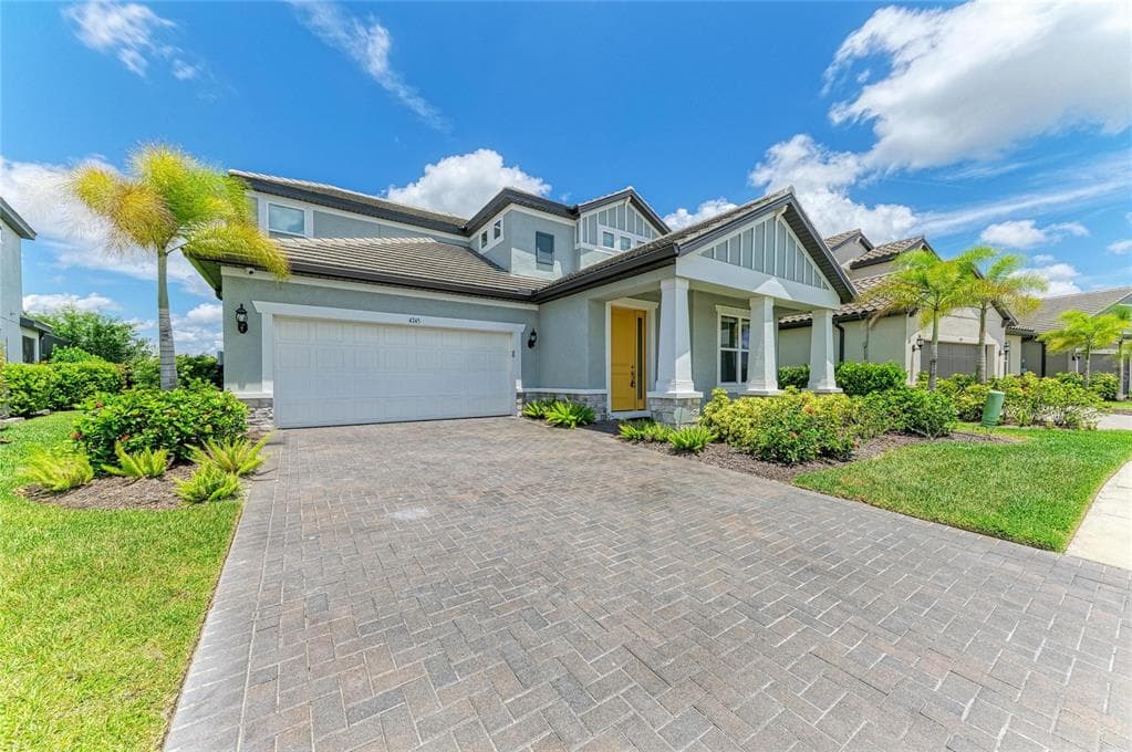 4745 ANTRIM DRIVE photo 2