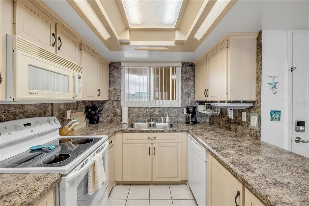 421 S ATLANTIC AVENUE 509 photo 14