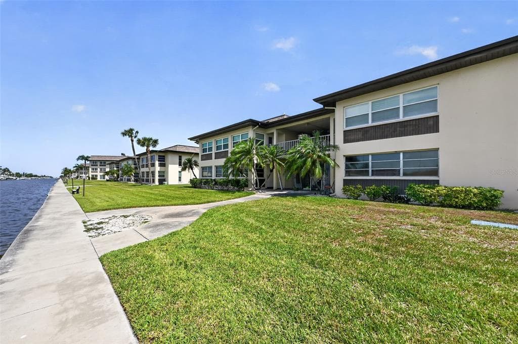 4758 JASPER DRIVE 104 photo 1