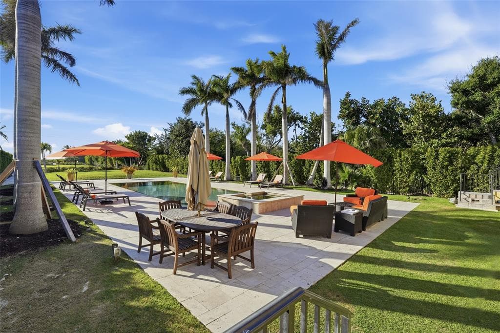 16205 CAPTIVA DRIVE photo 6