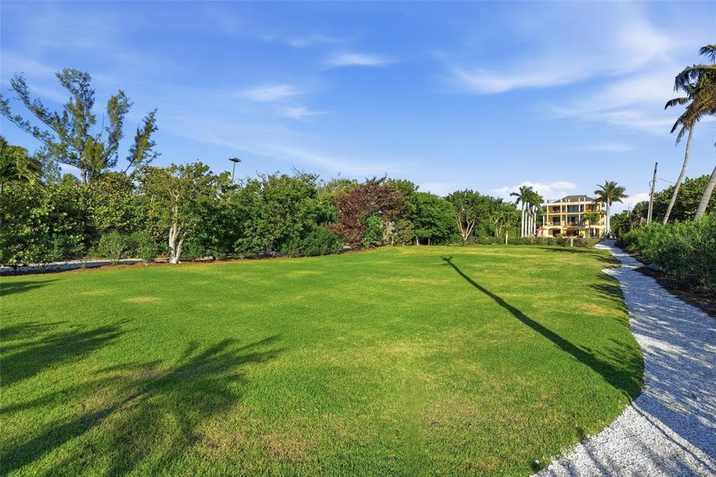 16205 CAPTIVA DRIVE photo 8