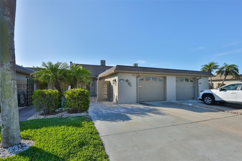 574 BOCA CIEGA POINT BOULEVARD N #2205 1