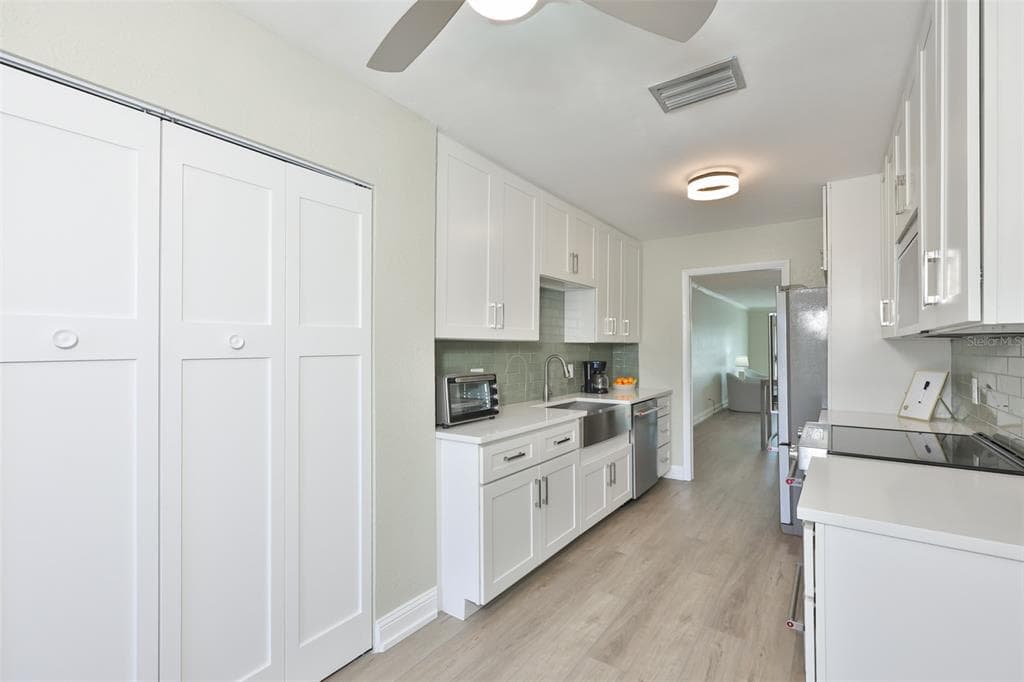 574 BOCA CIEGA POINT BOULEVARD N #2205 5