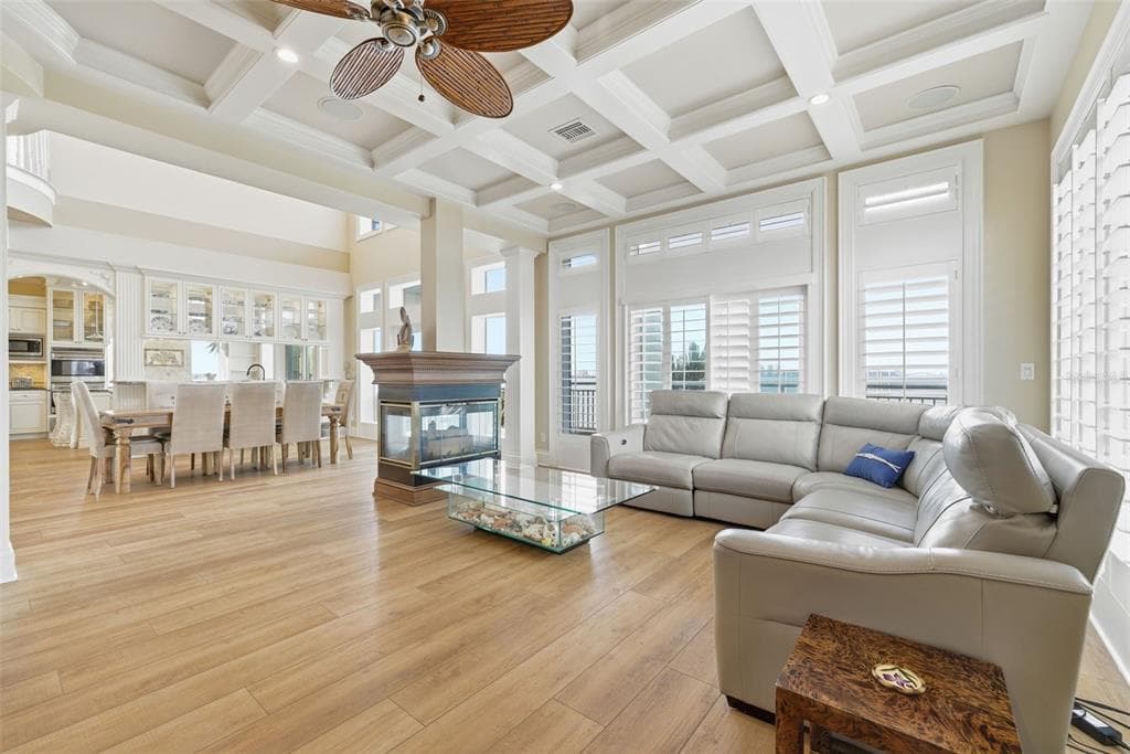 24 N PINE CIRCLE photo 21