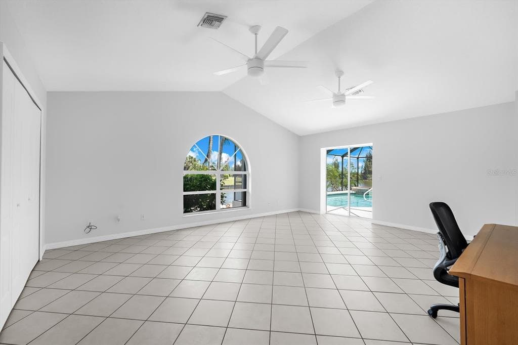 10490 SUNBURY DRIVE photo 24
