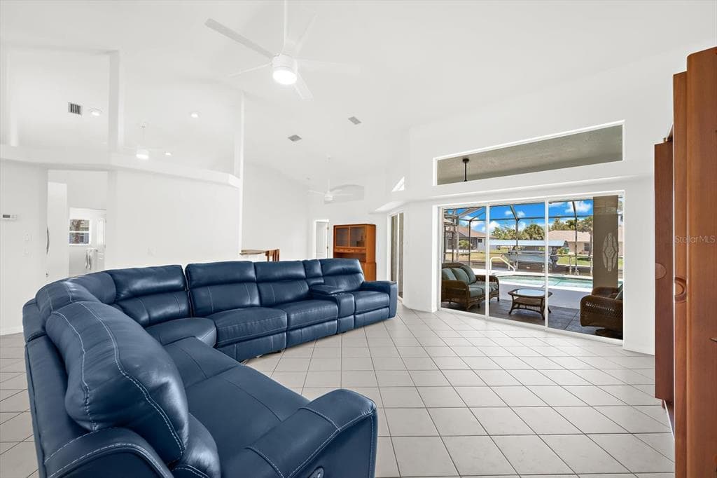 10490 SUNBURY DRIVE 4