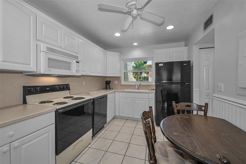 2700 BAYSHORE BOULEVARD 525 photo 23