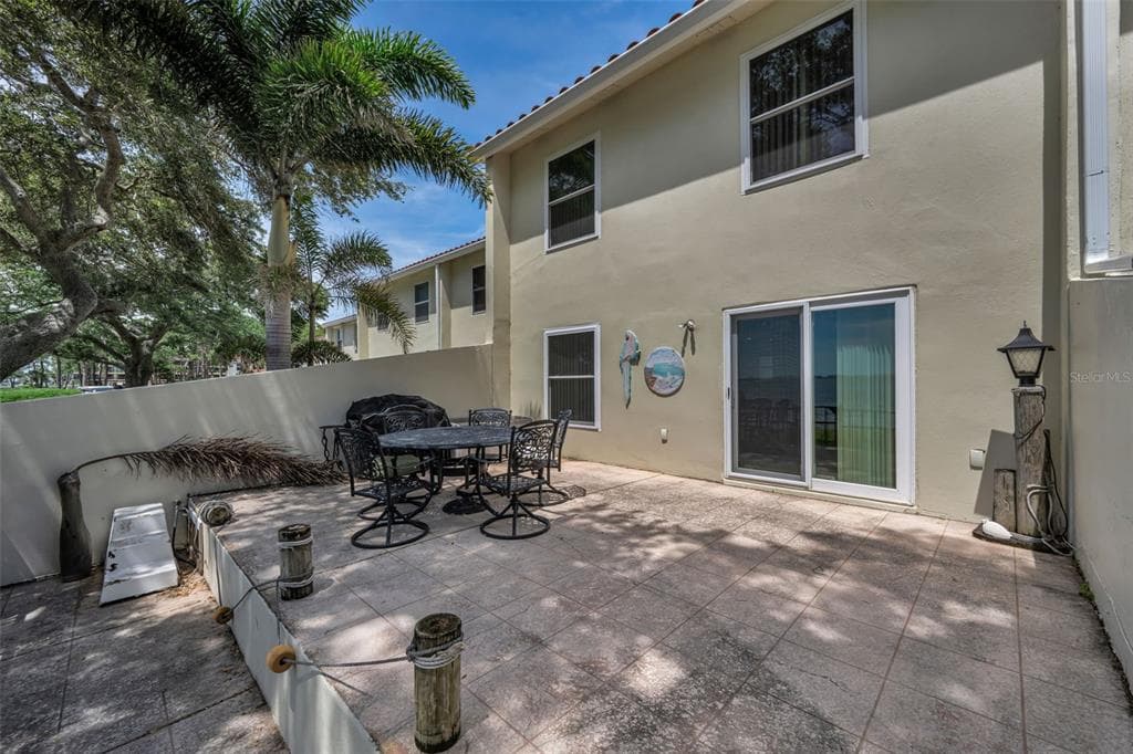 2700 BAYSHORE BOULEVARD 525 photo 7