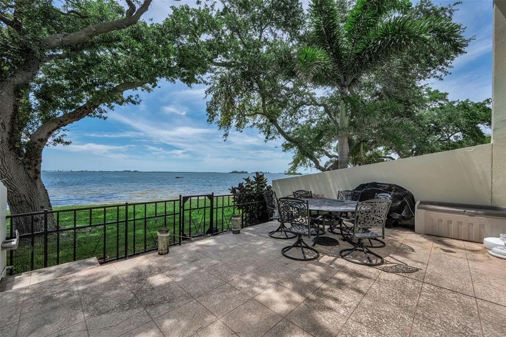 2700 BAYSHORE BOULEVARD 525 photo 19