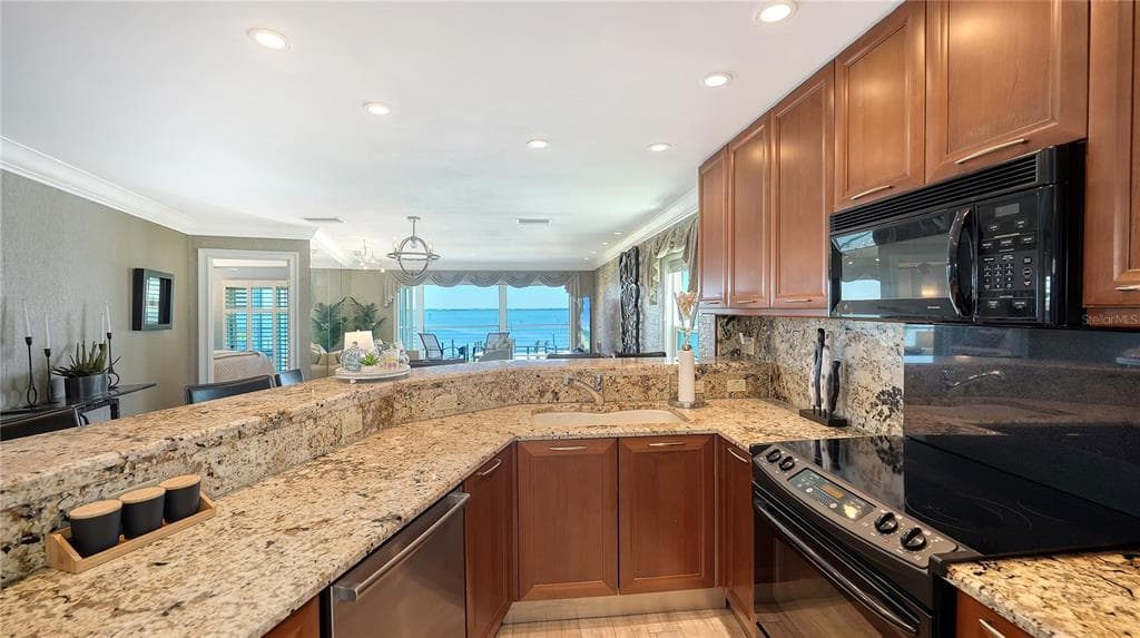 5320 GULF OF MEXICO DRIVE 101 photo 23