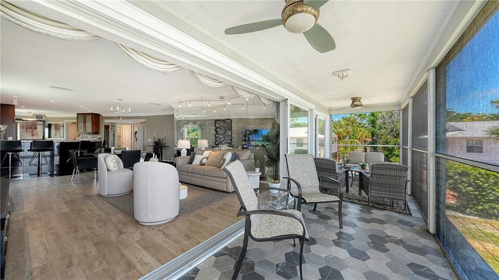 5320 GULF OF MEXICO DRIVE 101 photo 8