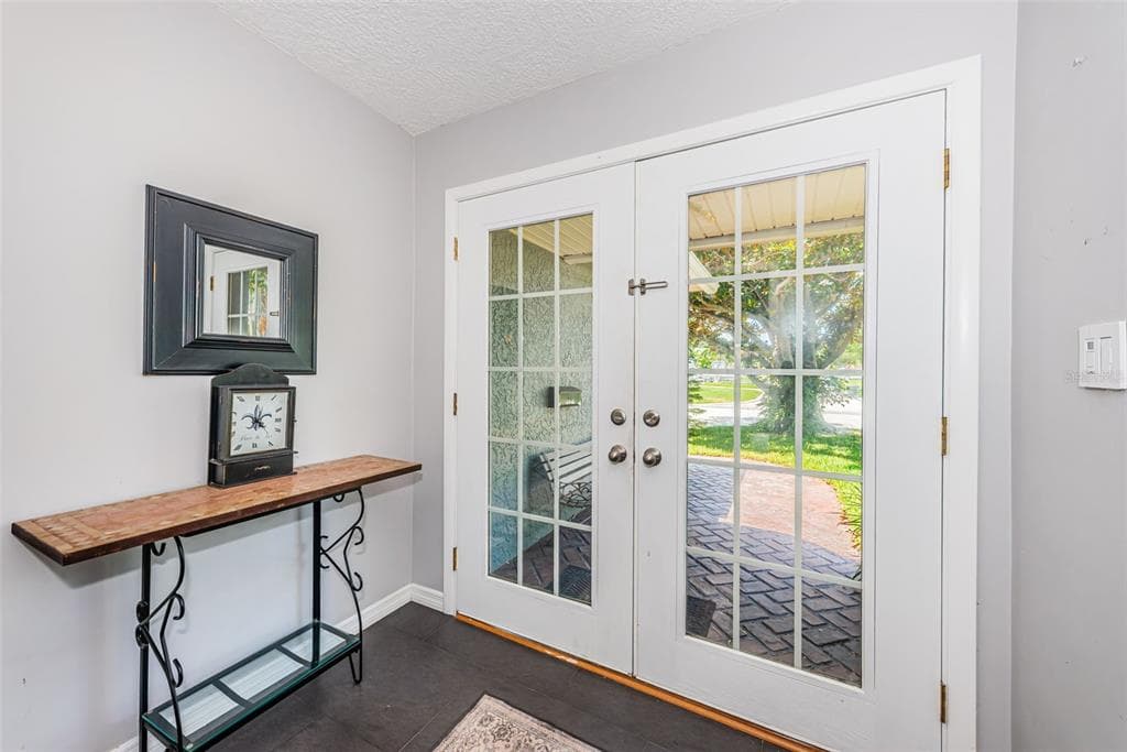 1496 49TH AVENUE NE photo 9