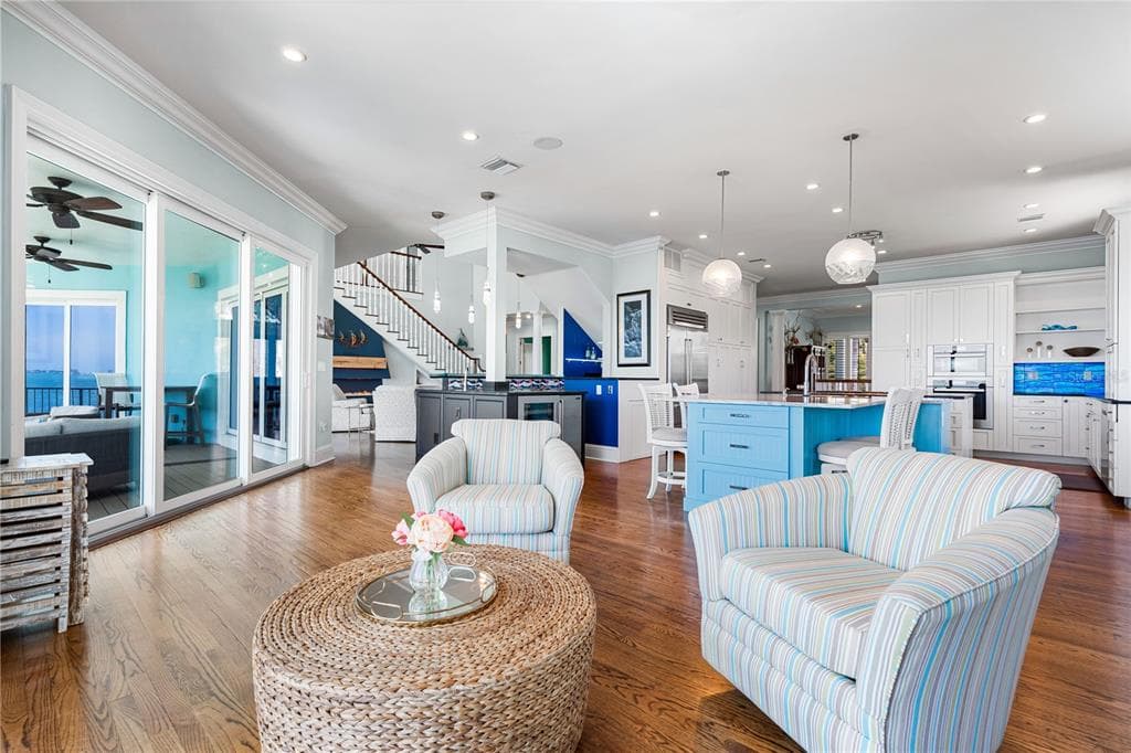 350 S SHORE DRIVE photo 23