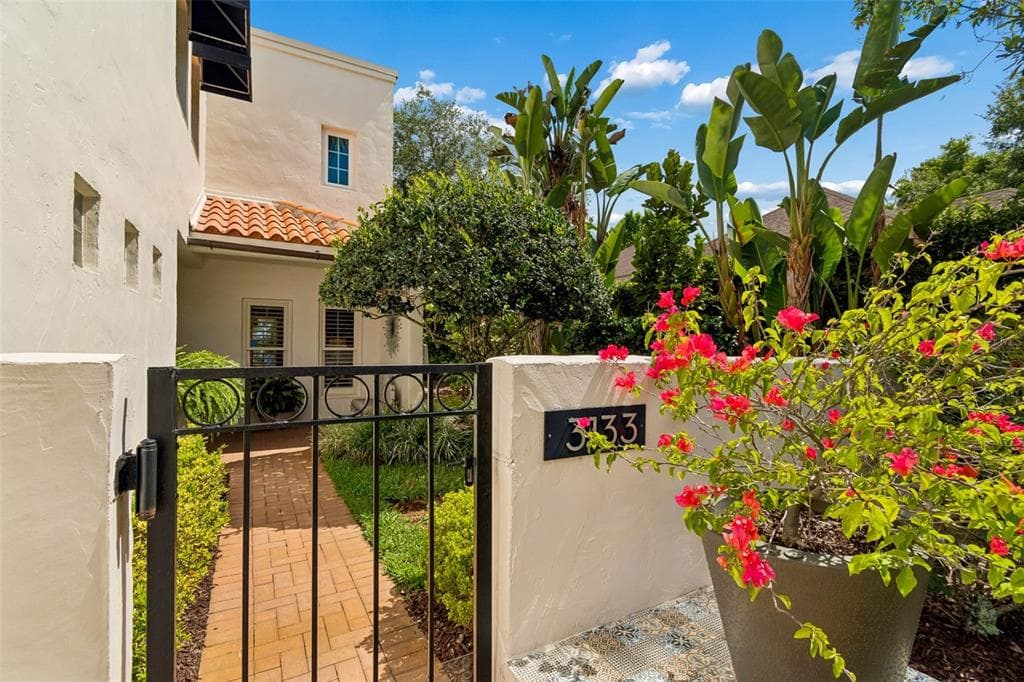 3133 LAKE ELLEN DRIVE #3133 5