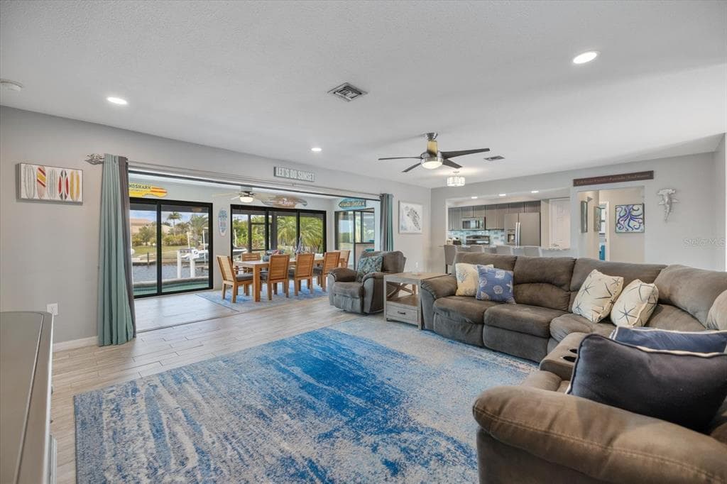 3336 TRIPOLI BOULEVARD photo 8
