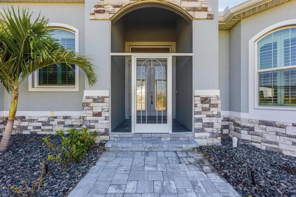 8314 TRACY CIRCLE photo 4