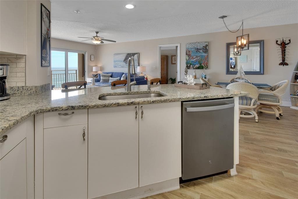2967 S ATLANTIC AVENUE 504 photo 23