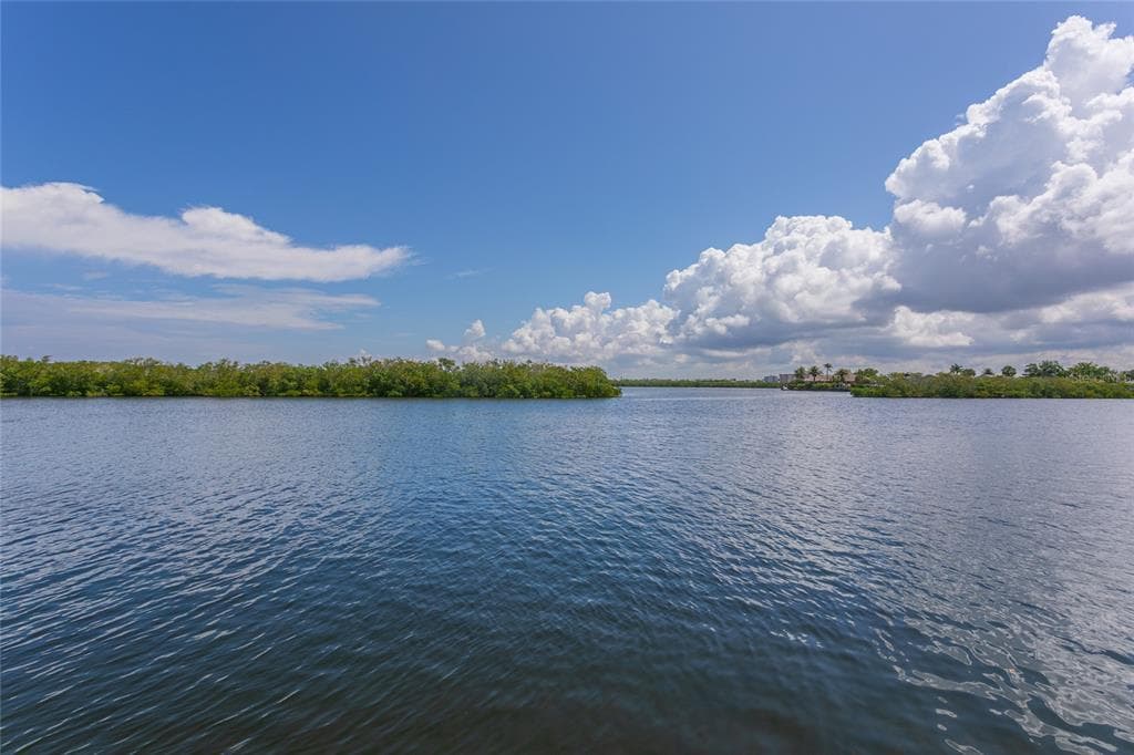 5557 BOWLINE BEND photo 4