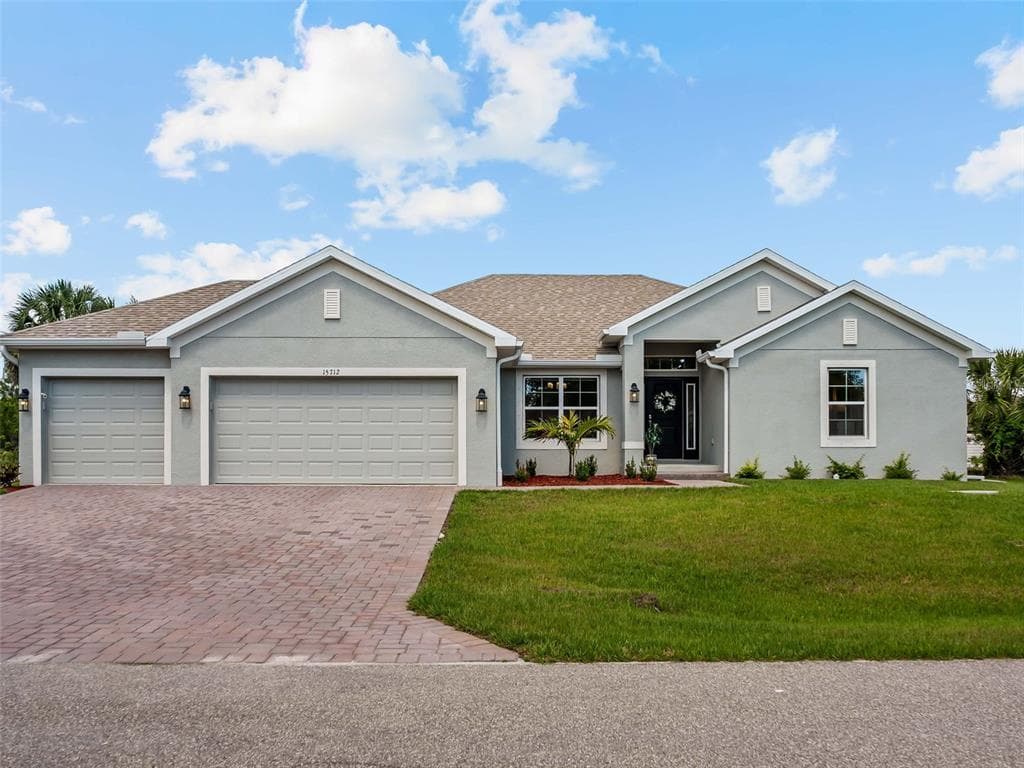15712 ALDAMA CIRCLE photo 1